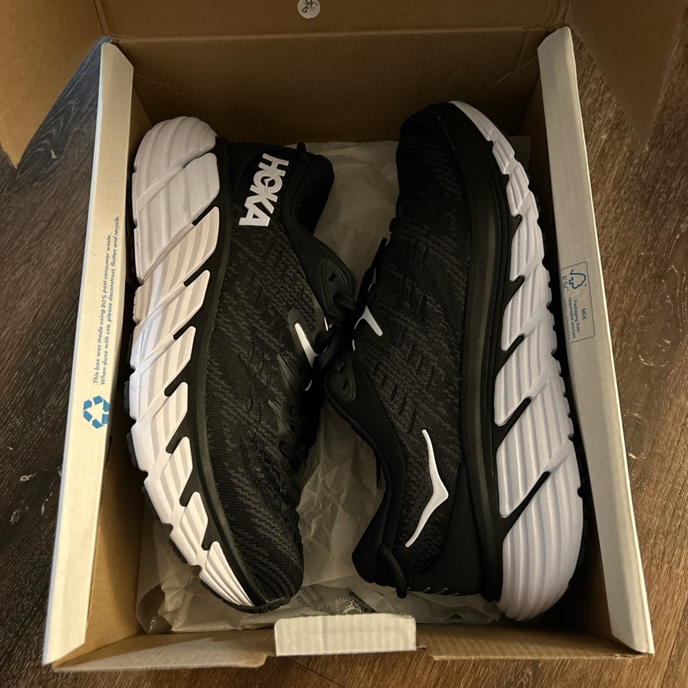 Men HOKA